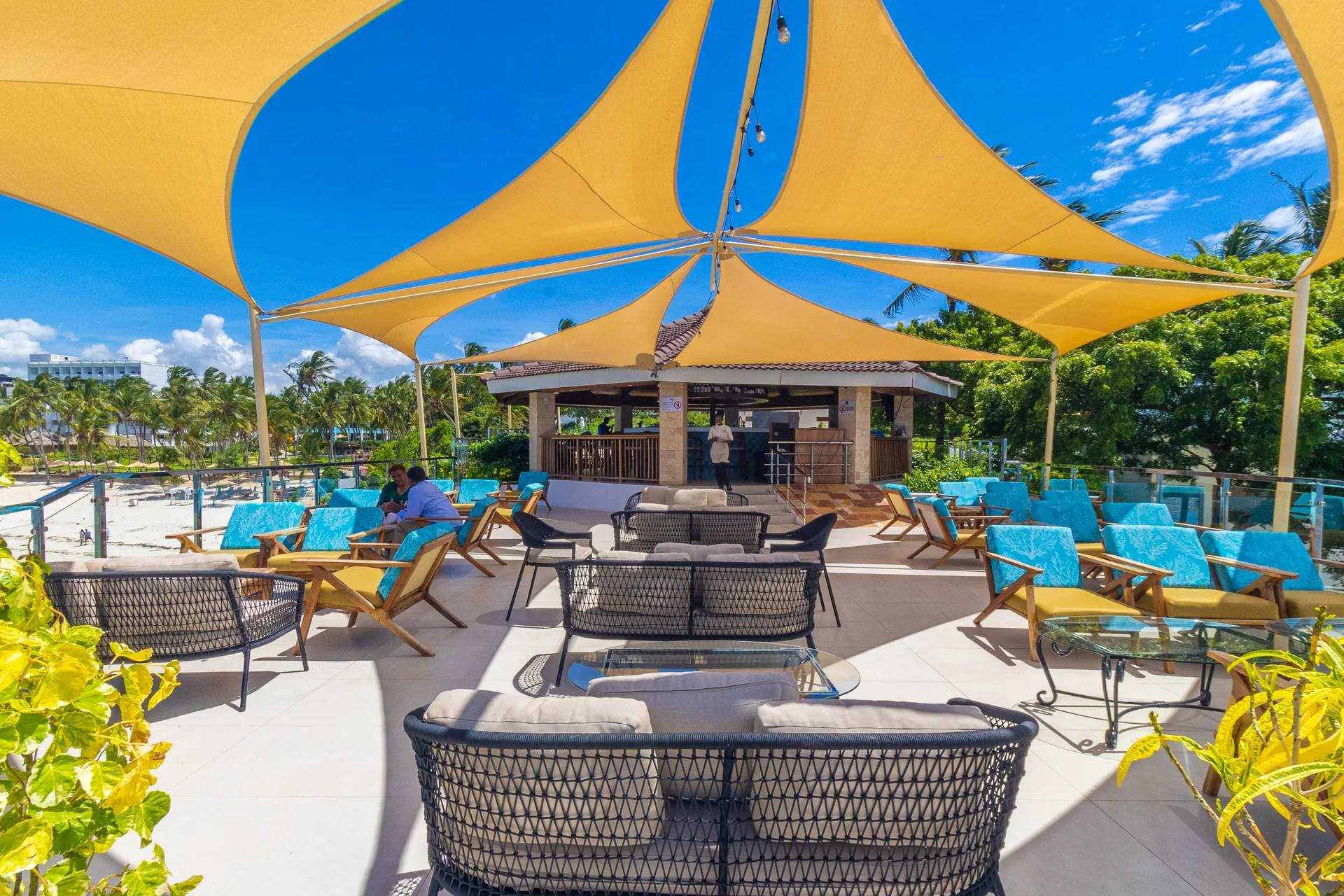 Pool terrace — Deck 270